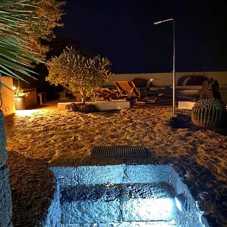 Casa Camelio