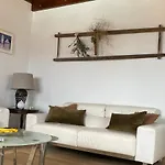 Casa Camelio * Mácher